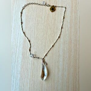 Elegant Silver Necklace with Crystal Pendant